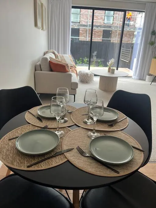 Σπίτι διακοπών Luxury And Serene 2 Bed Near Cbd With Parking Κράισττσερτς Νέα Ζηλανδία