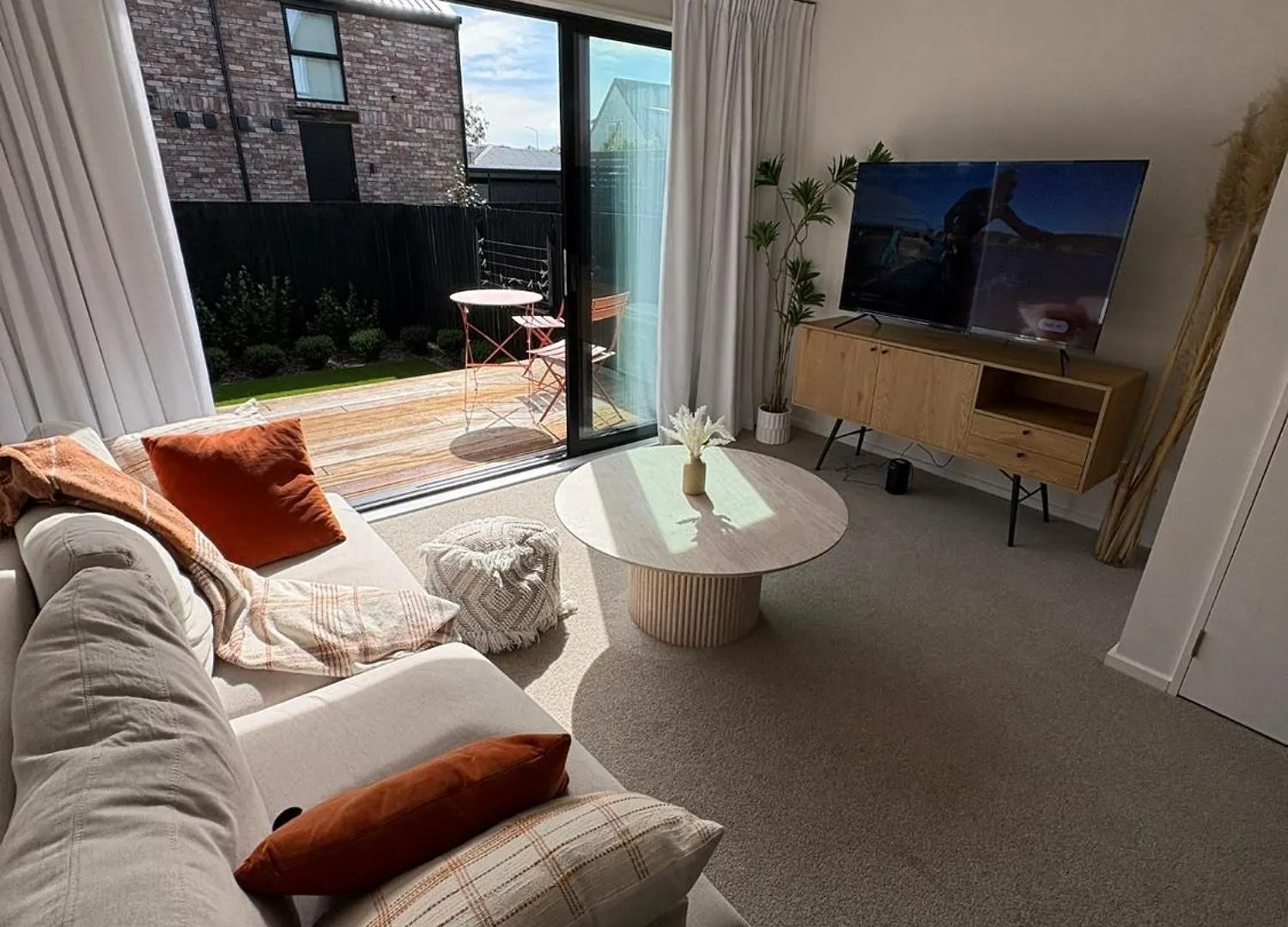 Luxury And Serene 2 Bed Near Cbd With Parking Κράισττσερτς Νέα Ζηλανδία